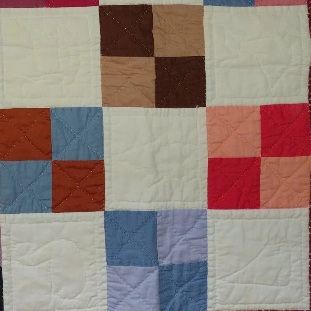 New hand made hand made beautiful lap quilt, wall hanging or baby quilt